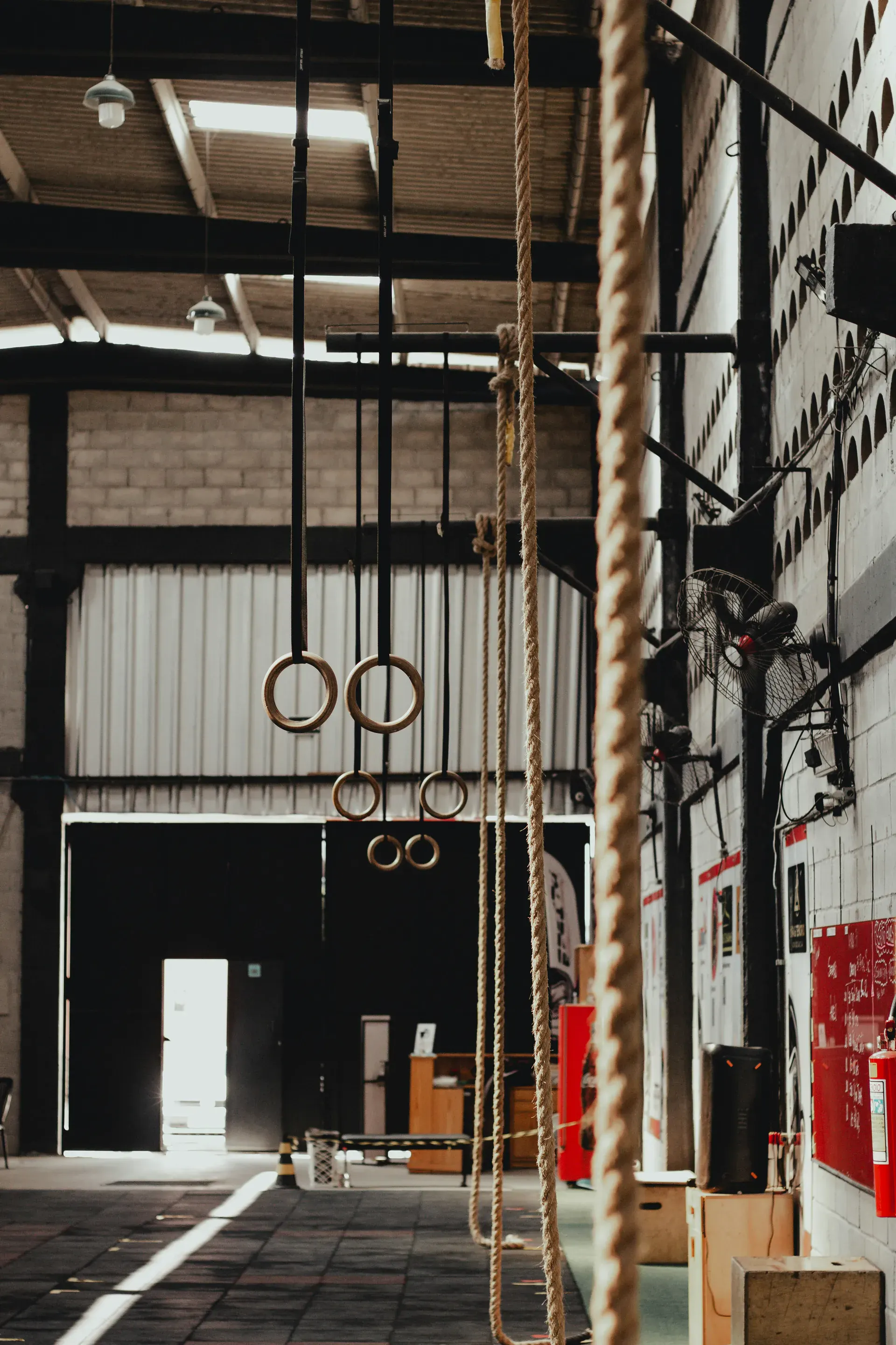 Le vocabulaire du CrossFit : WOD, AMRAP, EMOM, RX… le lexique complet